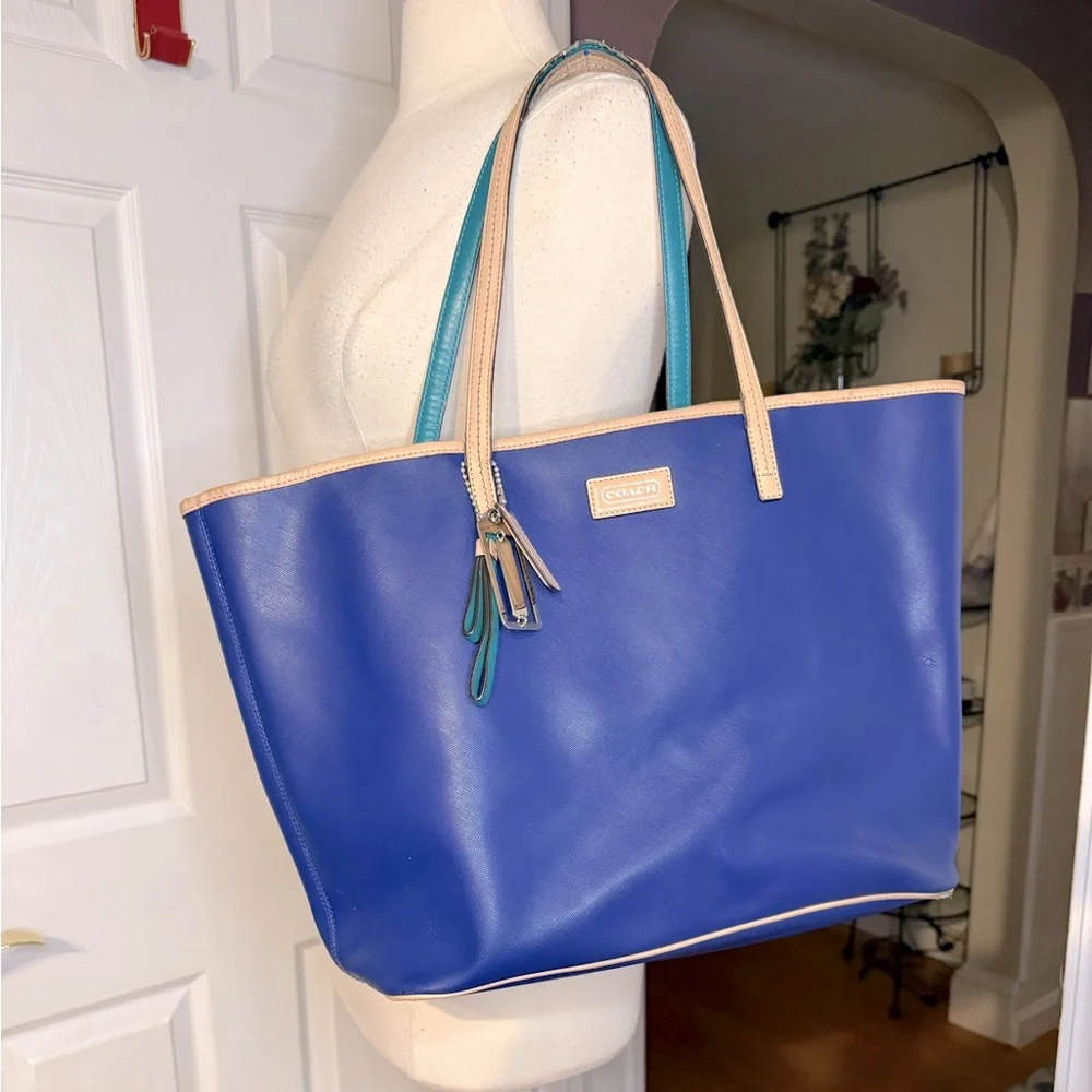 Coach Metro City Park Tote